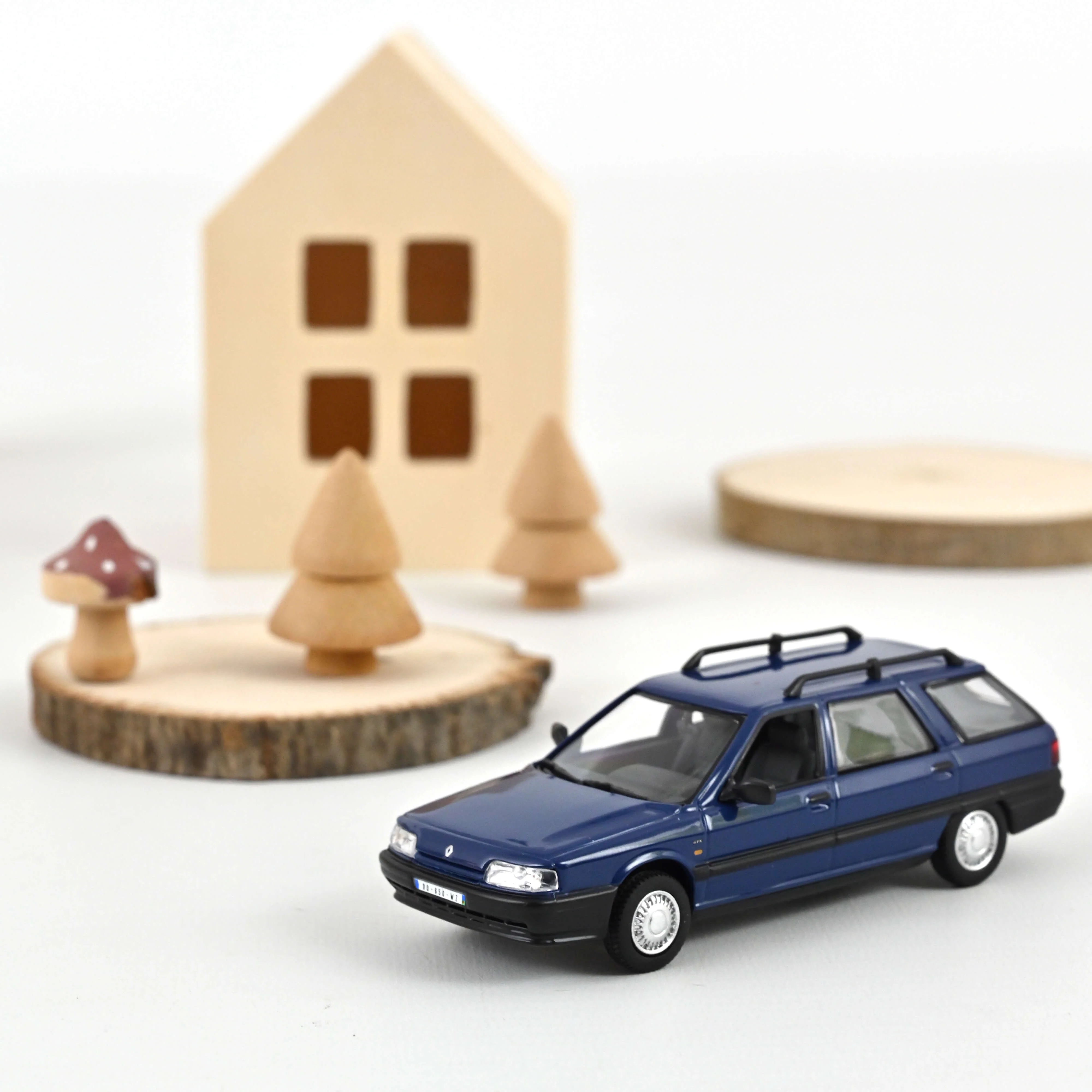 Miniature 1